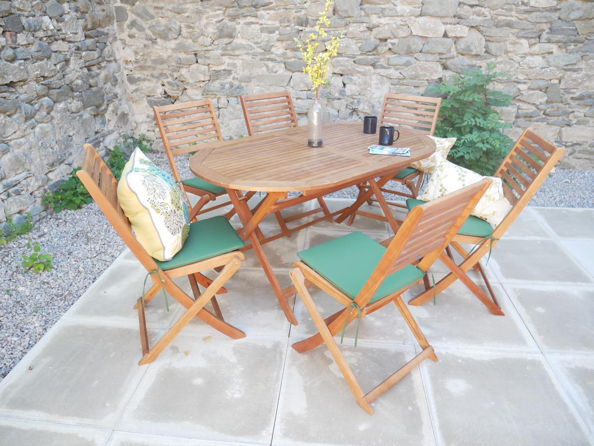 Aparthotel The Barn In The Courtyard Ulverston Exterior foto